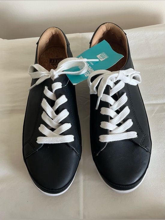 Reef Shoes - Reef Cushion Sunset Black and White Leather Comfort Sneakers Women’s Sz 10 NWT